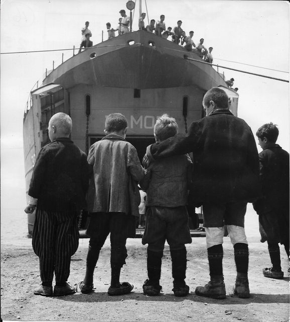 David Seymour, ‘Greece, saving children’, 1948, °CLAIRbyKahn Galerie