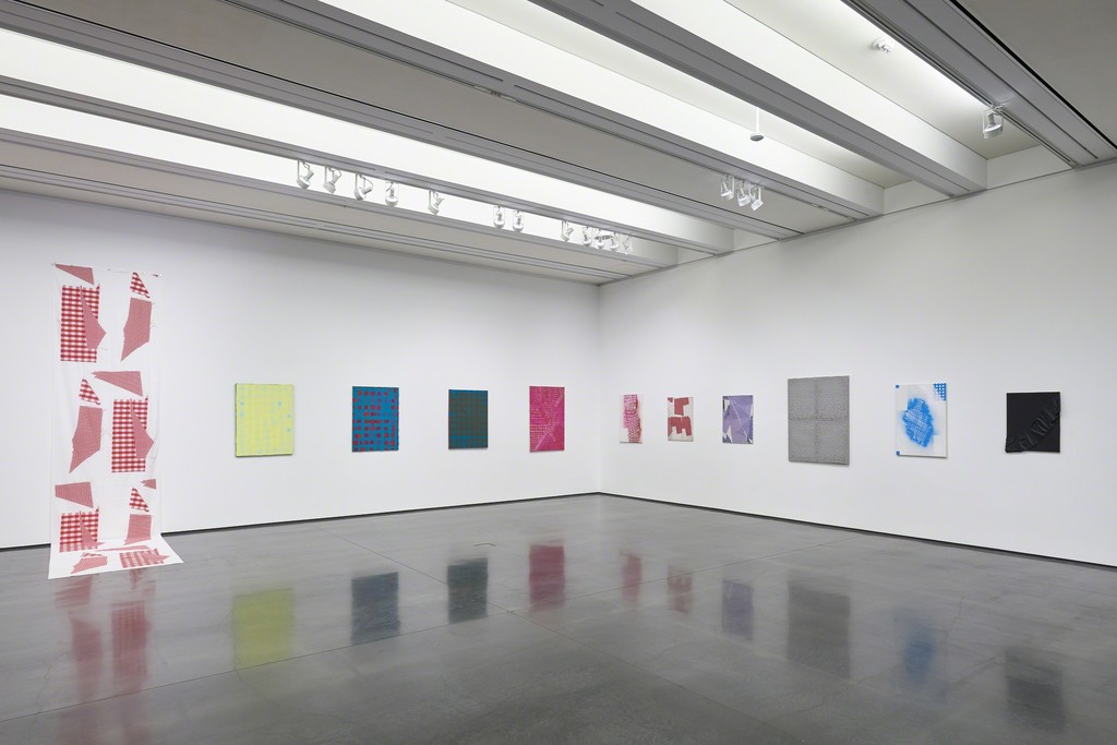 Installation view: Cheryl Donegan, GRLZ + VEILS, 2018. Photo: Tony Prikryl Installation view: Cheryl Donegan, GRLZ + VEILS, 2018. Photo: Tony Prikryl