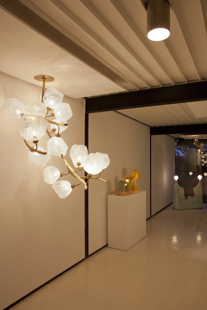 Jeff Zimmerman
Unique “Vine” illuminated sculpture in brass with 16 hand-blown glass globes. 2011. 50” (H) x 54” (D)
The Haas Brothers
Gnome Island #2 with two Gnome Domes in ceramic. 2014.
Jos Devriendt yellow lamp,
Lee Hun Chung
Sky blue double lamp Glazed Ceramic, incandescent light bulbs, 2010 100W x 15D x 90H cm 39.3W x 6D x 35.4H Inches
Jeff Zimmerman
Unique “Vine” illuminated sculpture in brass with 16 hand-blown glass globes. 2011. 50” (H) x 54” (D)
The Haas Brothers
Gnome Island #2 with two Gnome Domes in ceramic. 2014.
Jos Devriendt yellow lamp,
Lee Hun Chung
Sky blue double lamp Glazed Ceramic, incandescent light bulbs, 2010 100W x 15D x 90H cm 39.3W x 6D x 35.4H Inches