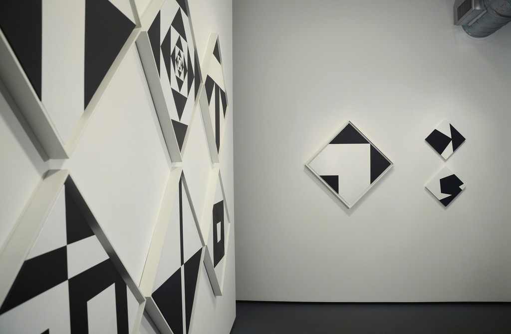 Ward Jackson: Black & White Diamonds 1960s | Minus Space | Artsy