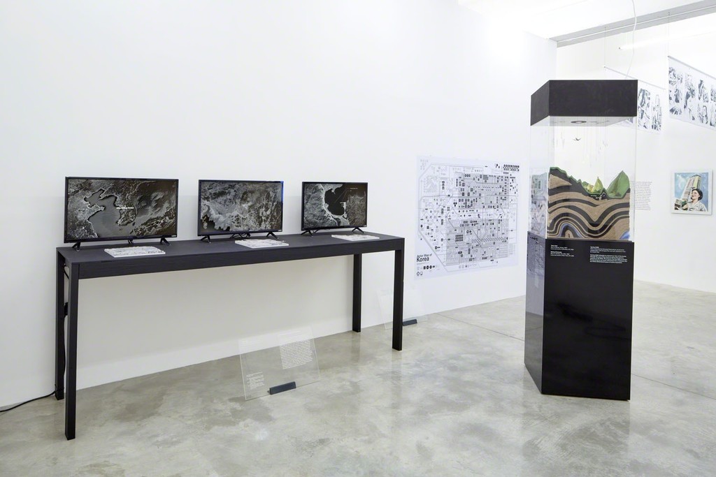 Borders, Crow's Eye View: The Korean Peninsula; Tina Kim Gallery, NY, 2015. Photo by Jeremy Haik Borders, Crow's Eye View: The Korean Peninsula; Tina Kim Gallery, NY, 2015. Photo by Jeremy Haik