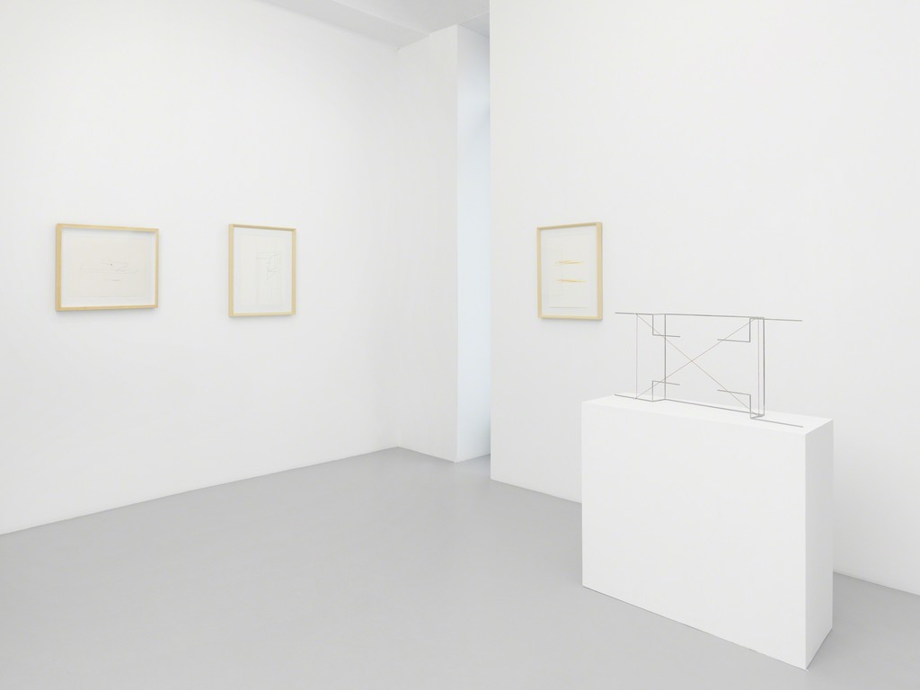 Exhibition view, Waltercio Caldas, Xippas, Geneva, Switzerland, 2018 © Annik Wetter Exhibition view, Waltercio Caldas, Xippas, Geneva, Switzerland, 2018 © Annik Wetter