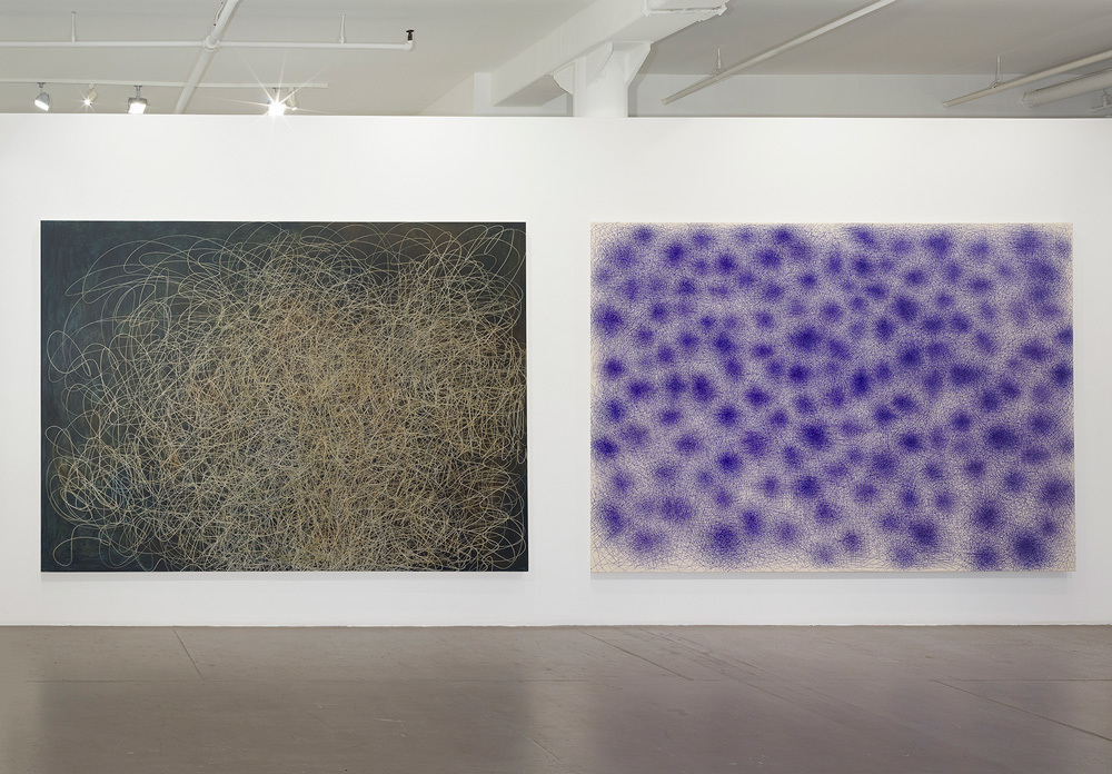 ITW-1203 and BL-1606 in "IL LEE: New Paintings/40 Years in New York at Art Projects International, New York, 2016. ITW-1203 and BL-1606 in "IL LEE: New Paintings/40 Years in New York at Art Projects International, New York, 2016.