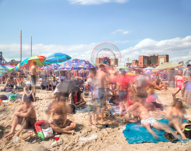 Matthew Pillsbury, ‘Coney Island, July 4th, 2017 (TV17064)’, 2017, Benrubi Gallery