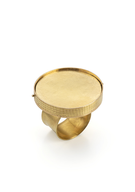 Lucia Massei, ‘Silenzio’, 2020, Fashion Design and Wearable Art, Yellow gold, Galleria Antonella Villanova