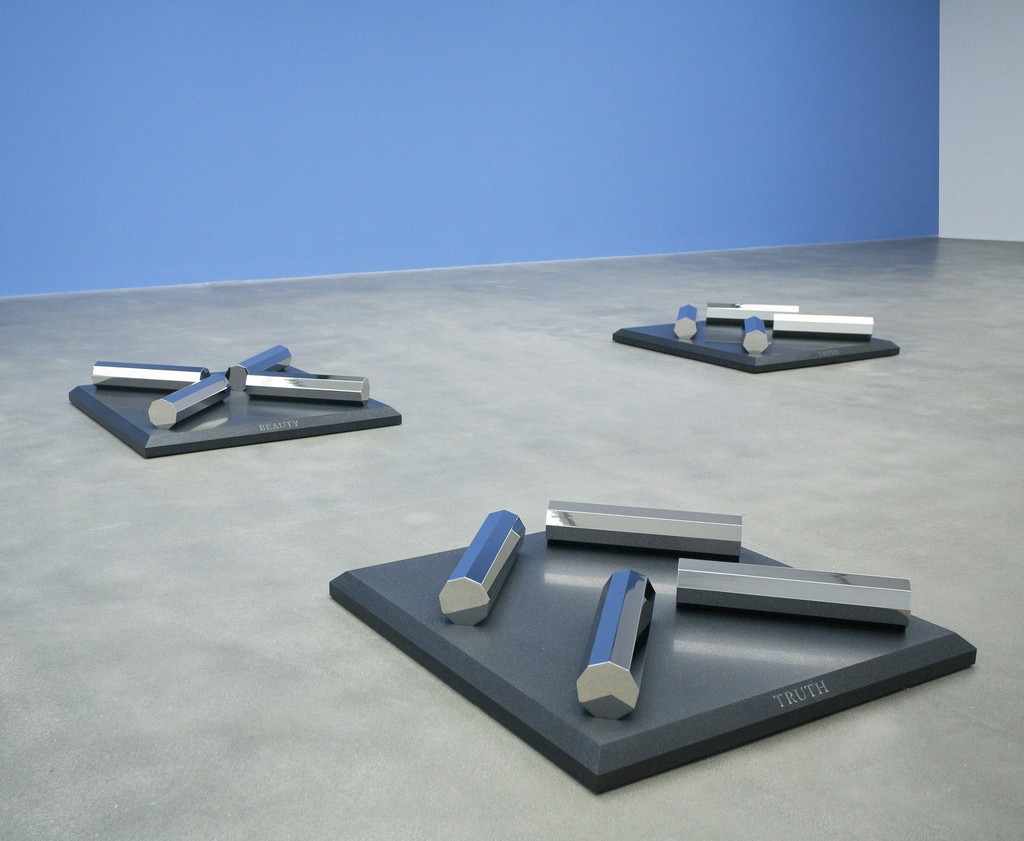 Installation view of Truth/Beauty. All artworks © The Estate of Walter De Maria. Photo: Miriam Perez. Courtesy Gagosian Gallery. Installation view of Truth/Beauty. All artworks © The Estate of Walter De Maria. Photo: Miriam Perez. Courtesy Gagosian Gallery.