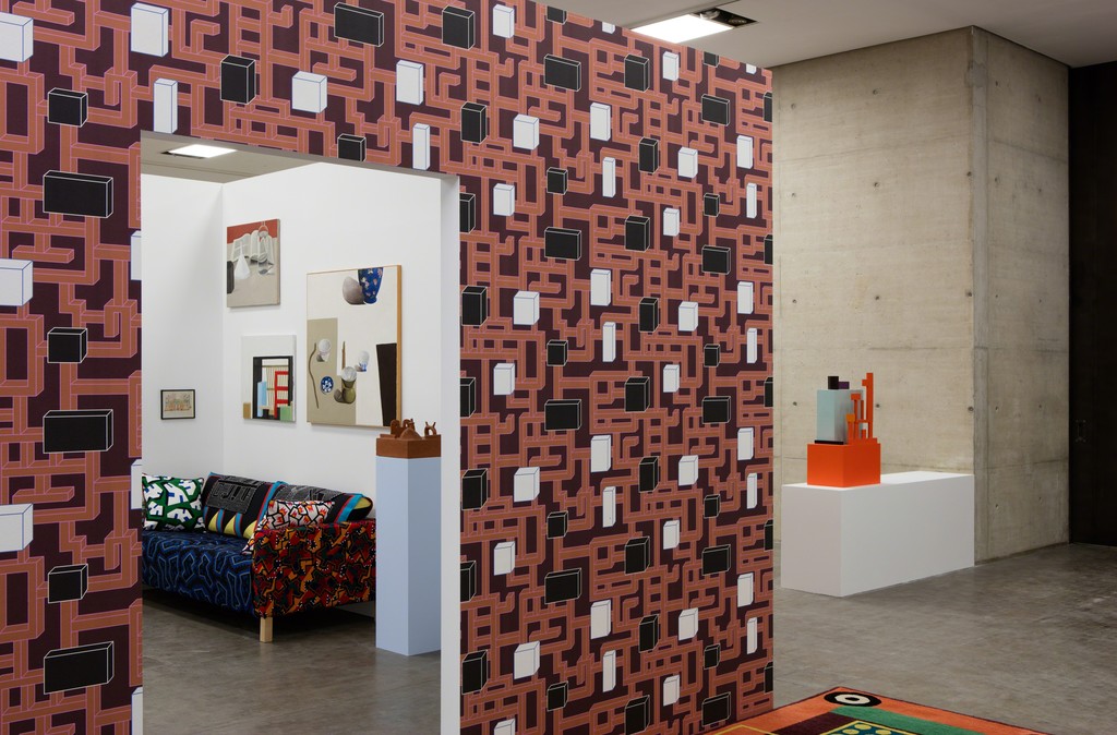 Installation view: Nathalie Du Pasquier. BIG OBJECTS NOT ALWAYS SILENT, Kunsthalle Wien 2016, Photo: Stephan Wyckoff Installation view: Nathalie Du Pasquier. BIG OBJECTS NOT ALWAYS SILENT, Kunsthalle Wien 2016, Photo: Stephan Wyckoff