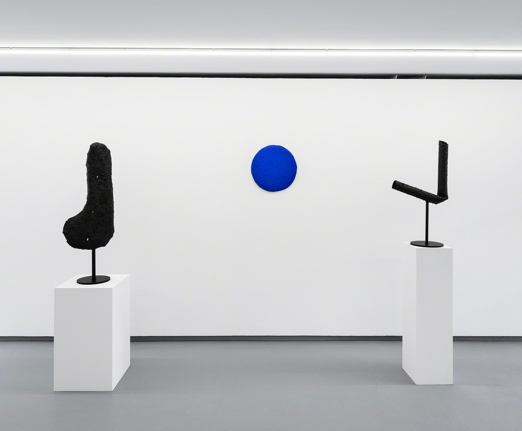 Exhibition view “Real Estate Astrology”, solo show by David Renggli. Galerie Valentin, Paris, France, 2016. © Gregory Copitet / Courtesy of the artist and Valentin, Paris. Exhibition view “Real Estate Astrology”, solo show by David Renggli. Galerie Valentin, Paris, France, 2016. © Gregory Copitet / Courtesy of the artist and Valentin, Paris.