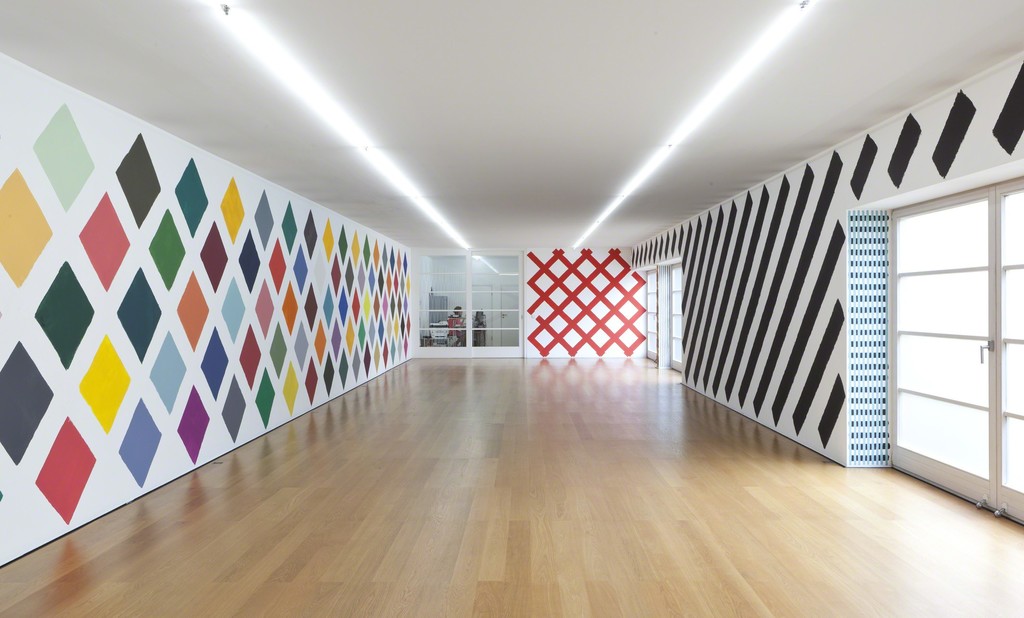 Installation view Martin Creed at Galerie Rüdiger Schöttle, 2016.
Photo: Wilfried Petzi. Installation view Martin Creed at Galerie Rüdiger Schöttle, 2016.
Photo: Wilfried Petzi.