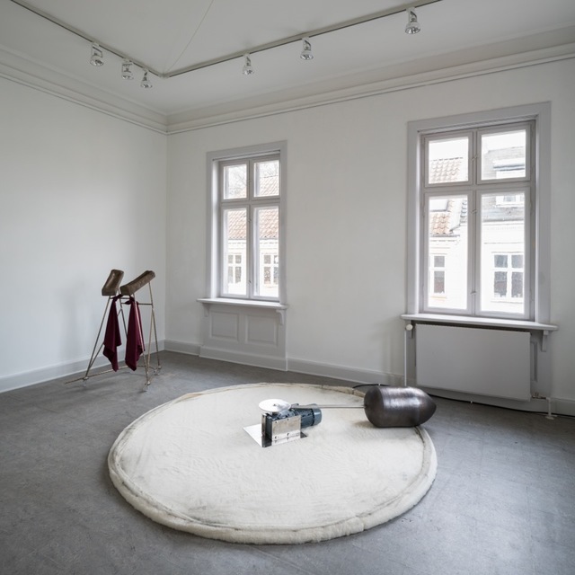 Christine Overvad Hansen, ‘Spinner Muley’, 2018, Sculpture, Bronze, graffit, engine, timer (8 sec), wool, Gether Contemporary