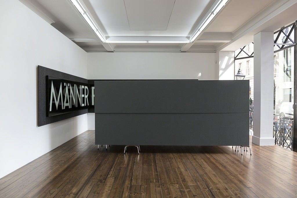 Installation view, Reinhard Much, Full Take, Sprüth Magers, London, February 20 - May 11, 2019; Photography: Jochen Arentzen Installation view, Reinhard Much, Full Take, Sprüth Magers, London, February 20 - May 11, 2019; Photography: Jochen Arentzen