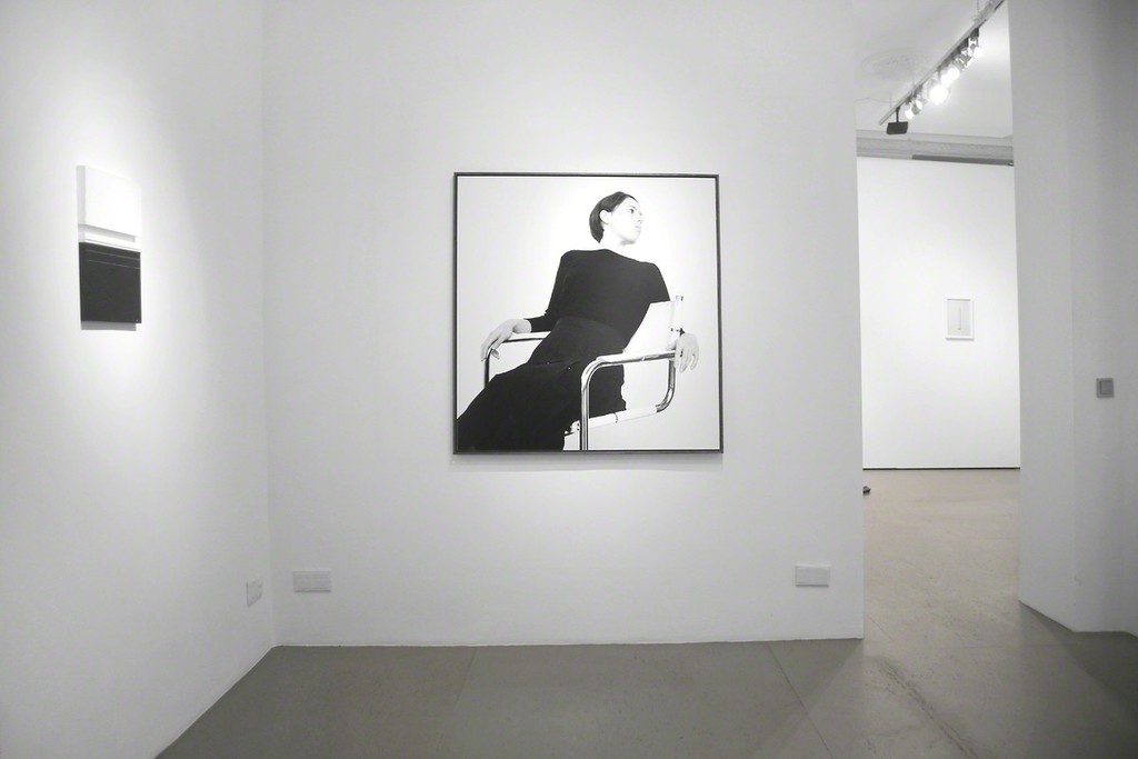 installation view
black / white + friends, january 2017 installation view
black / white + friends, january 2017