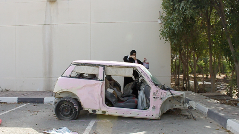 Sarah Abu Abdallah, Still from Saudi Automobile, 2012, video performance, Foto & Courtesy the artist Sarah Abu Abdallah, Still from Saudi Automobile, 2012, video performance, Foto & Courtesy the artist