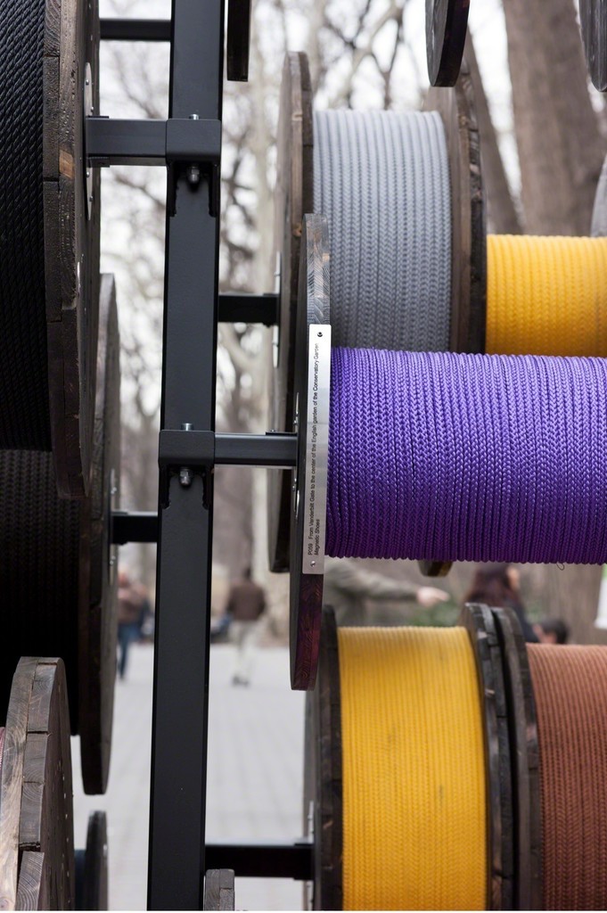 TATIANA TROUVÉ
Desire Lines, 2015
A project of the Public Art Fund
Metal, wood, ink, and rope
137 13/16×x 299 3/16 x 374 inches
350 x 760 x 950 cm
© Tatiana Trouvé. Courtesy Gagosian Gallery. Photography by Emma Cole. TATIANA TROUVÉ
Desire Lines, 2015
A project of the Public Art Fund
Metal, wood, ink, and rope
137 13/16×x 299 3/16 x 374 inches
350 x 760 x 950 cm
© Tatiana Trouvé. Courtesy Gagosian Gallery. Photography by Emma Cole.