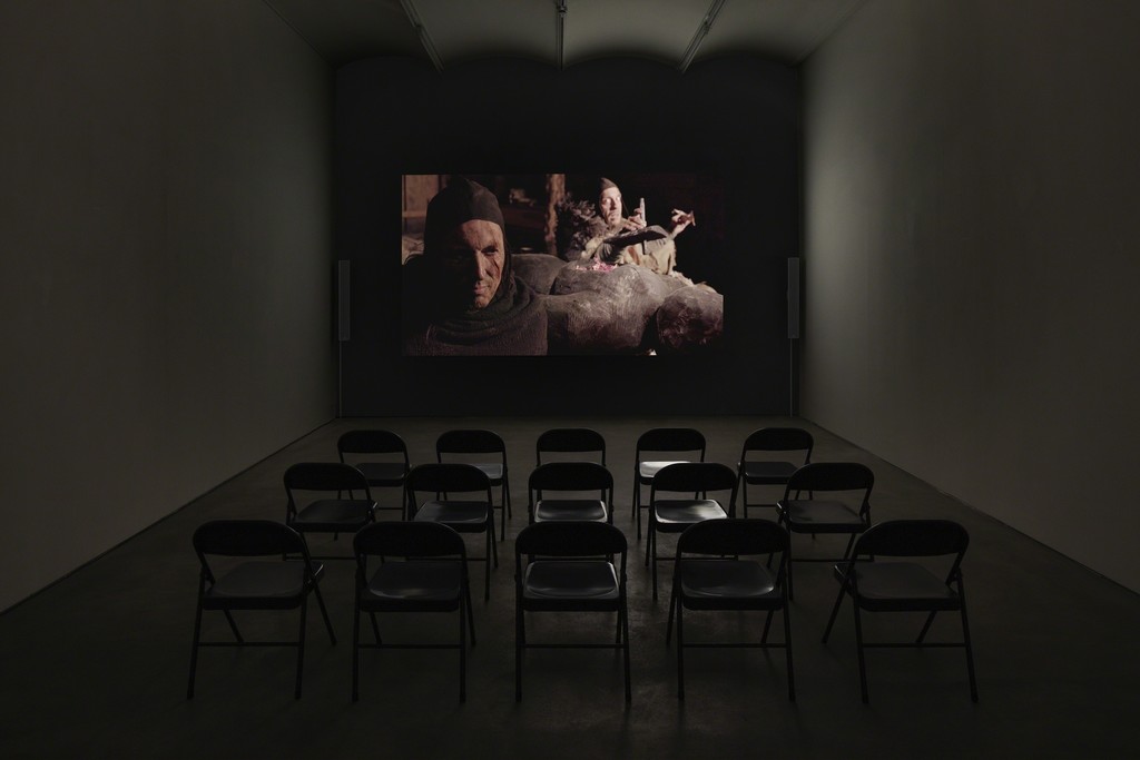 Installation view, John Bock, Sprüth Magers Berlin, November 24, 2018 - January 19, 2019; Photography: Timo Ohler Installation view, John Bock, Sprüth Magers Berlin, November 24, 2018 - January 19, 2019; Photography: Timo Ohler