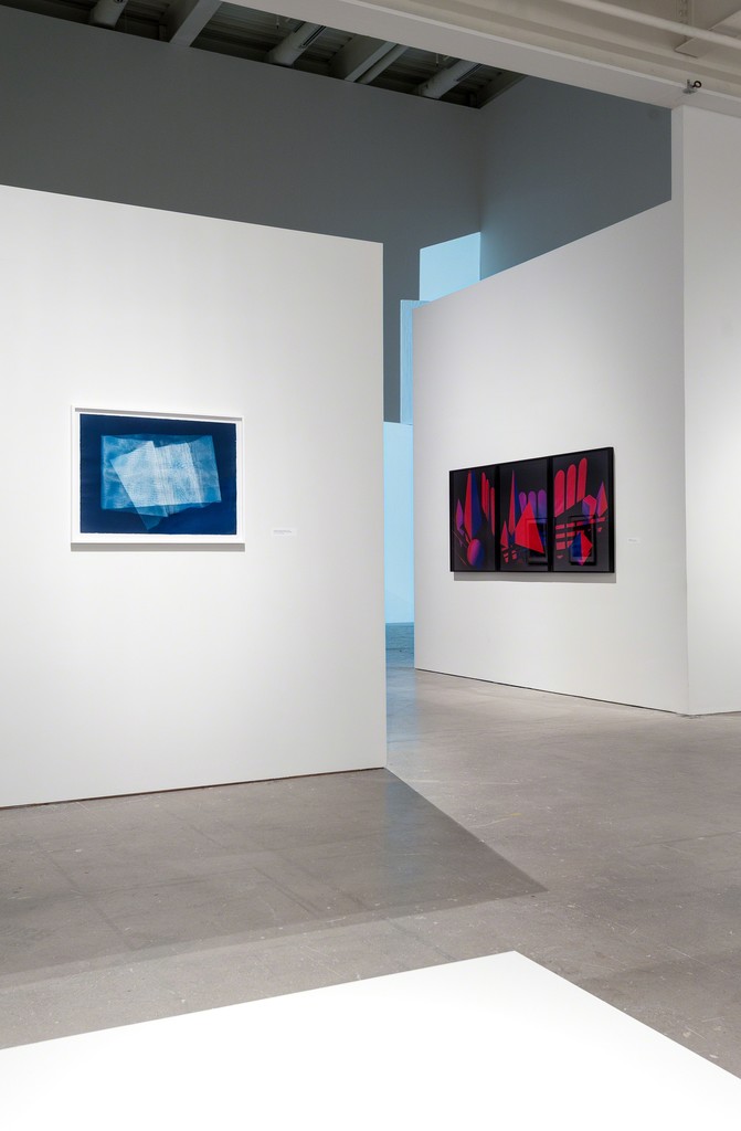 Barbara Kasten: Stages, 2015, installation view, Institute of Contemporary Art, University of Pennsylvania. Photo: Constance Mensh. Barbara Kasten: Stages, 2015, installation view, Institute of Contemporary Art, University of Pennsylvania. Photo: Constance Mensh.