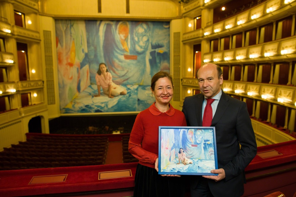 Dominique Gonzalez-Foerster and Director Dominique Meyer with the edition in front of "Helen & Gordon", Safety Curtain 2015/2016, Vienna State Opera, Copyright: museum in progress (www.mip.at), Photo: Andreas Scheiblecker Dominique Gonzalez-Foerster and Director Dominique Meyer with the edition in front of "Helen & Gordon", Safety Curtain 2015/2016, Vienna State Opera, Copyright: museum in progress (www.mip.at), Photo: Andreas Scheiblecker