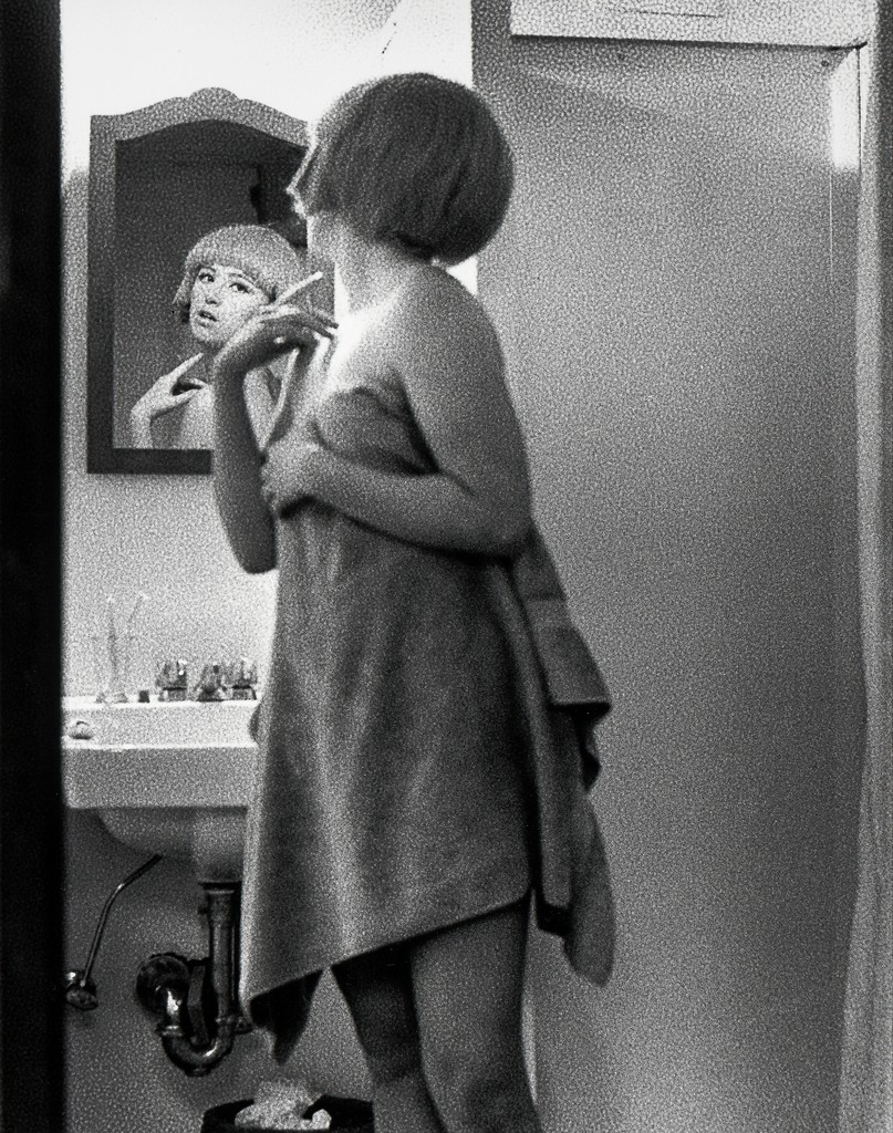 Cindy Sherman, Untitled Film Still #2, 1977 © Courtesy of the artist and Metro Pictures, New York Cindy Sherman, Untitled Film Still #2, 1977 © Courtesy of the artist and Metro Pictures, New York