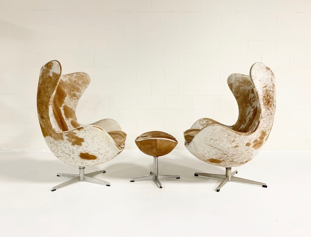 Arne Jacobsen Egg Chairs And Ottoman In Brazilian Cowhide Mid