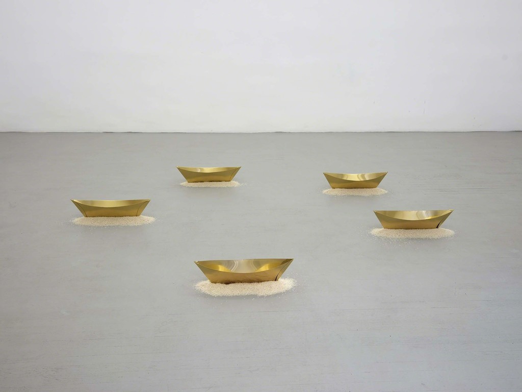 Wolfgang Laib - Partial view of the exhibition - October 2016 - Galleria Alfonso Artiaco, Napoli Wolfgang Laib - Partial view of the exhibition - October 2016 - Galleria Alfonso Artiaco, Napoli