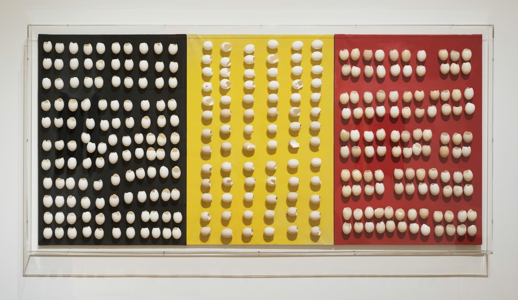 Installation view of Marcel Broodthaers: A Retrospective. The Museum of Modern Art, New York, February 14–May 15, 2016. © 2016 The Museum of Modern Art. Photo: Martin Seck Installation view of Marcel Broodthaers: A Retrospective. The Museum of Modern Art, New York, February 14–May 15, 2016. © 2016 The Museum of Modern Art. Photo: Martin Seck