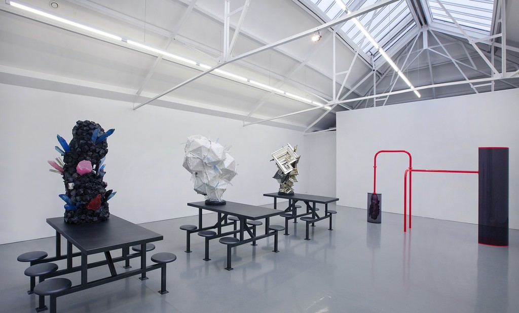 Installation view Folkert de Jong - Court of Justice, 2015/2016 at Galerie Fons Welters. Photography by Gert Jan van Rooij. Installation view Folkert de Jong - Court of Justice, 2015/2016 at Galerie Fons Welters. Photography by Gert Jan van Rooij.