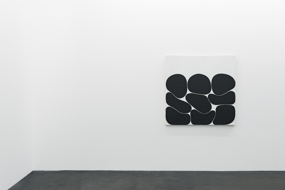 Gary Kuehn »Black Paintings« Photo: Wolfgang Stahl Gary Kuehn »Black Paintings« Photo: Wolfgang Stahl
