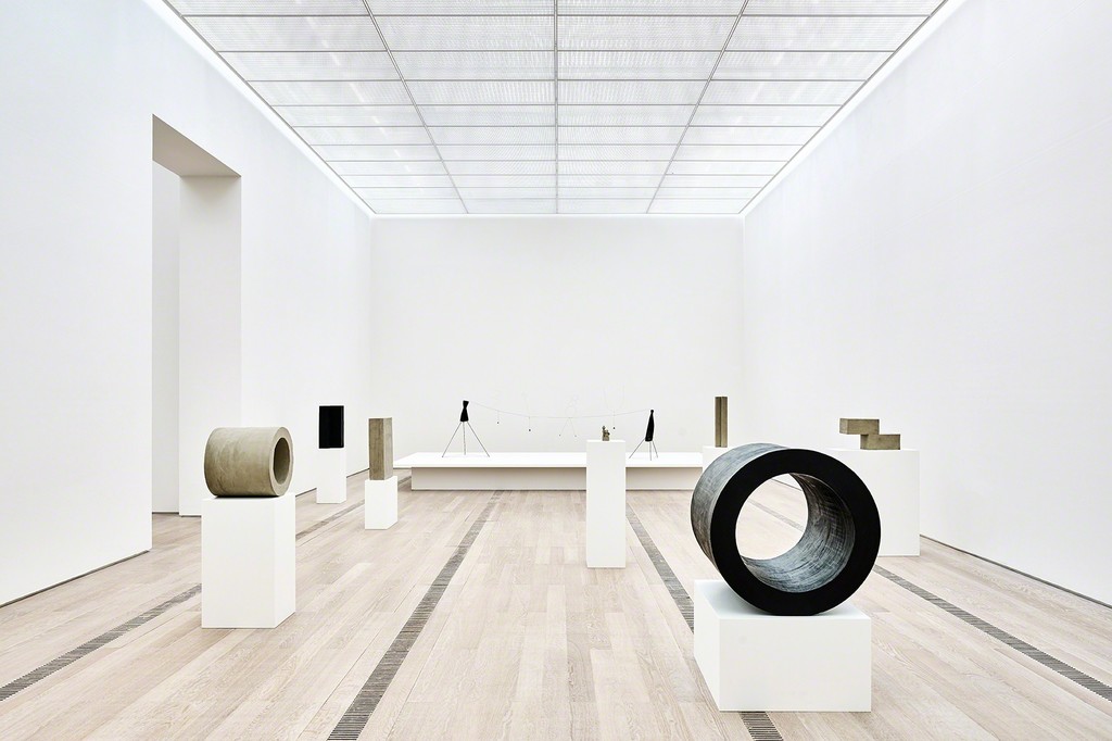 Installation view of the exhibition "Alexander Calder & Fischli/Weiss" Fondation Beyeler, Riehen/Basel, 2016 © Peter Fischli David Weiss / 2016 Calder Foundation, New York / ProLitteris, Zurich. Photograph by Mark Niedermann Installation view of the exhibition "Alexander Calder & Fischli/Weiss" Fondation Beyeler, Riehen/Basel, 2016 © Peter Fischli David Weiss / 2016 Calder Foundation, New York / ProLitteris, Zurich. Photograph by Mark Niedermann