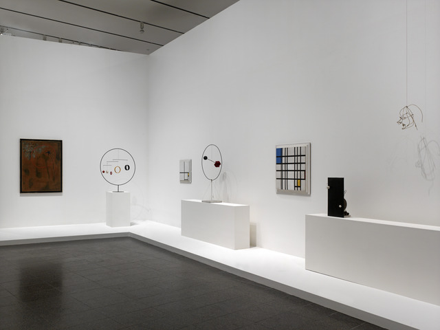 Alexander Calder, ‘Installation photograph, Calder: Avant-Garde in Motion’, Calder Foundation