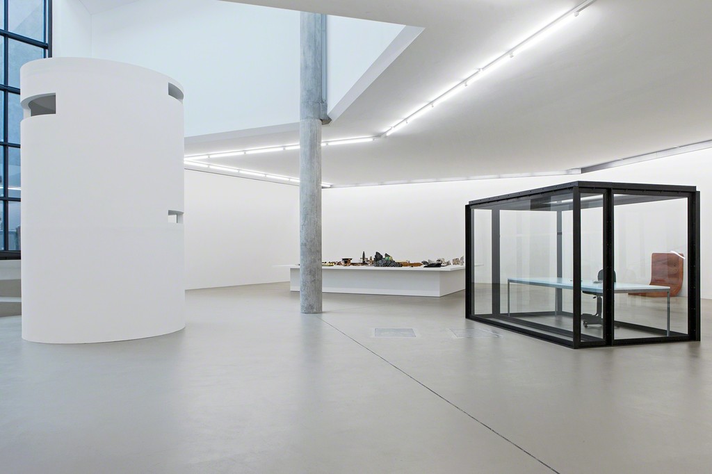 Installation view of "Sculpture on the Move 1946–2016" at the Kunstmuseum Basel Installation view of "Sculpture on the Move 1946–2016" at the Kunstmuseum Basel