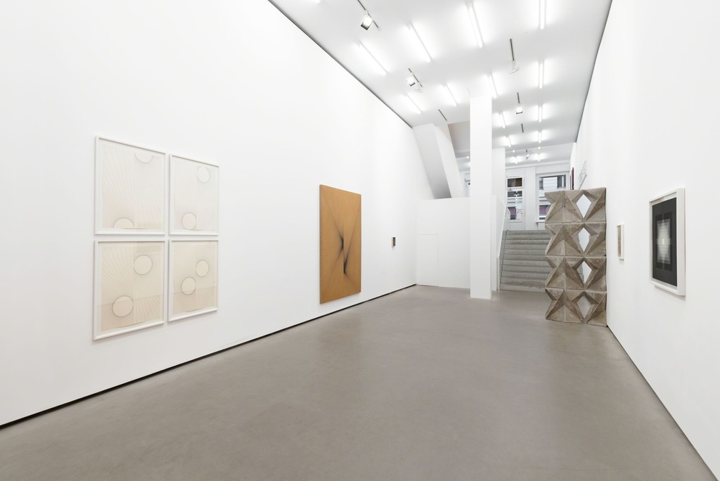 Installation view, 2016
Galerie EIGEN + ART Berlin
Photo: Uwe Walter, Berlin Installation view, 2016
Galerie EIGEN + ART Berlin
Photo: Uwe Walter, Berlin