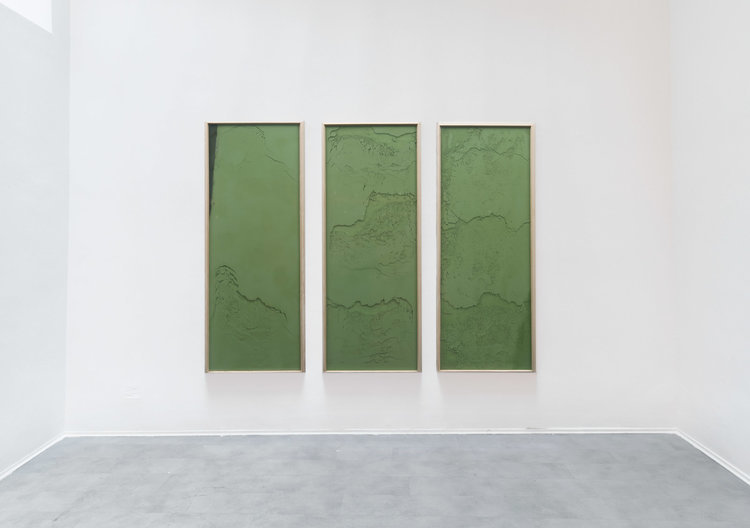 TERRA, GEOGRAFIA TEMPORALE, 2016
Pigmento puro; polittico, 160x60 cm
Pure pigment; polyptych, 56,2x40,5 inches TERRA, GEOGRAFIA TEMPORALE, 2016
Pigmento puro; polittico, 160x60 cm
Pure pigment; polyptych, 56,2x40,5 inches