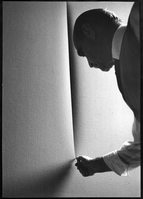 Ugo Mulas, ‘Lucio Fontana, L'Attesa, Milano (6)’, Robilant + Voena