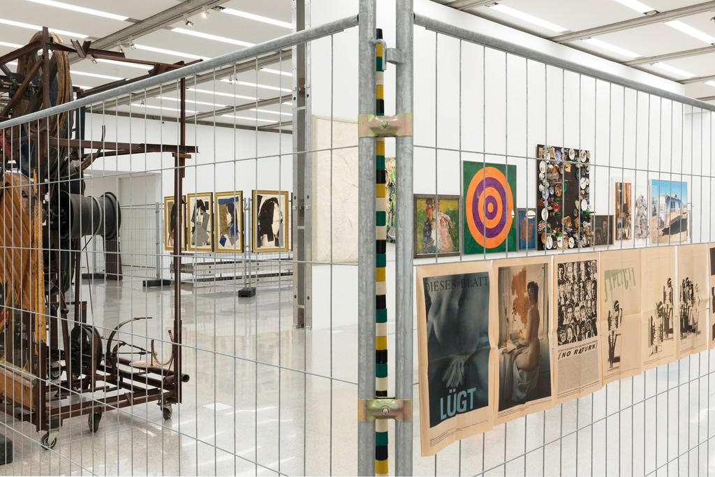 Ausstellungsansicht / Exhibition view
55 Dates. Highlights aus der mumok Sammlung, 12. Juli 2018 bis 3. Februar 2019 / 55 Dates. Highlights from the mumok Collection, July 12, 2018 to February 3, 2019, mumok Museum moderner Kunst Stiftung Ludwig Wien
Photo: Lisa Rastl © mumok
Ausstellungsansicht / Exhibition view
55 Dates. Highlights aus der mumok Sammlung, 12. Juli 2018 bis 3. Februar 2019 / 55 Dates. Highlights from the mumok Collection, July 12, 2018 to February 3, 2019, mumok Museum moderner Kunst Stiftung Ludwig Wien
Photo: Lisa Rastl © mumok
