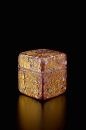 Kazaribako (ornamented box)