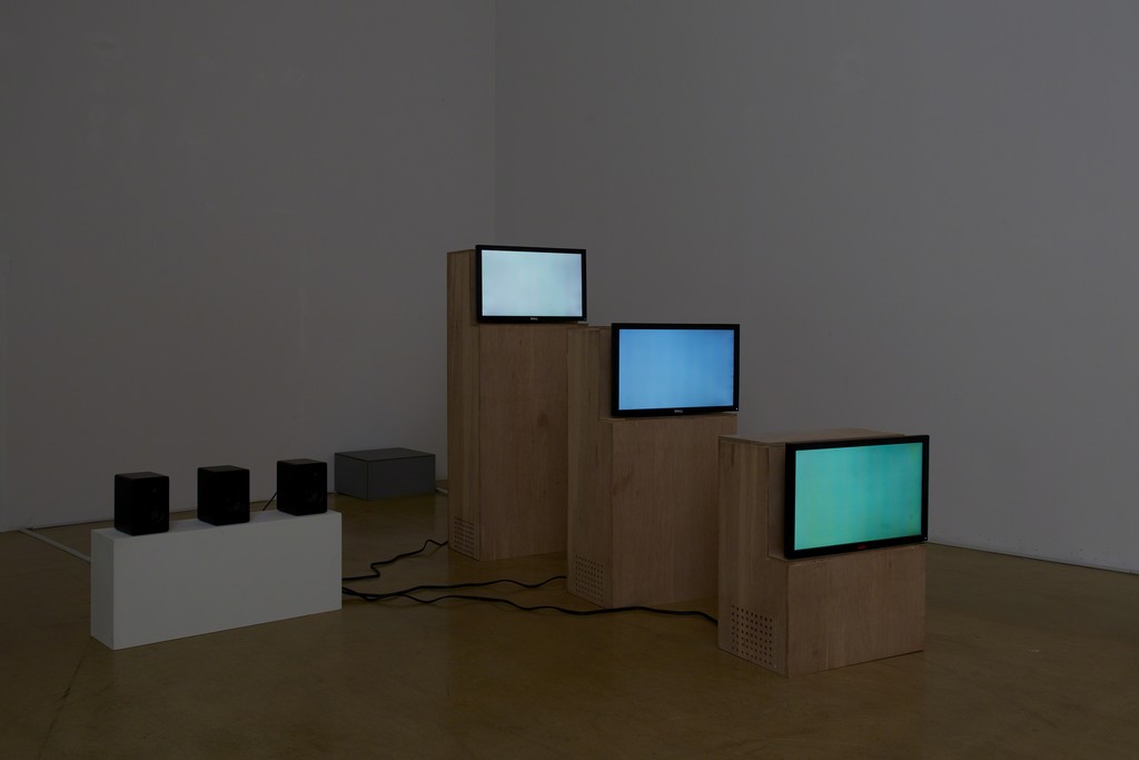 Triple Rhythm, 3ch video, 7 videos in random loop , variable size, 2014 Triple Rhythm, 3ch video, 7 videos in random loop , variable size, 2014