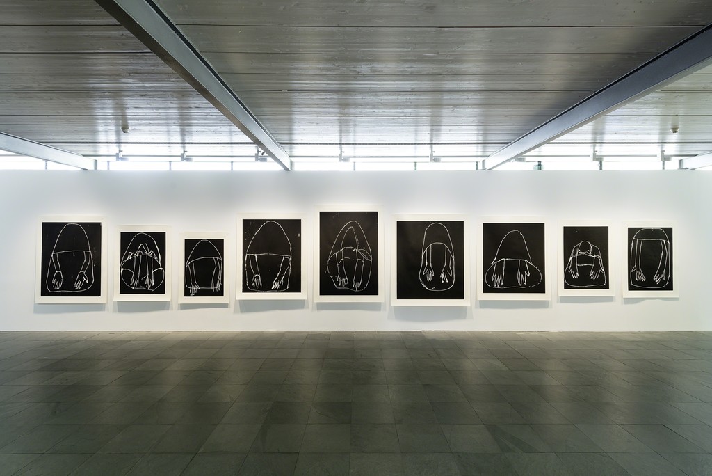 Installation view: Andrea Büttner. Beggars and iPhones, Kunsthalle Wien 2016, Photo: Jorit Aust: Andrea Büttner, Beggar (1–9), 2015, Courtesy Hollybush Gardens, London and David Kordansky Gallery, Los Angeles, © Andrea Büttner / VG Bild-Kunst, Bonn 2016 Installation view: Andrea Büttner. Beggars and iPhones, Kunsthalle Wien 2016, Photo: Jorit Aust: Andrea Büttner, Beggar (1–9), 2015, Courtesy Hollybush Gardens, London and David Kordansky Gallery, Los Angeles, © Andrea Büttner / VG Bild-Kunst, Bonn 2016