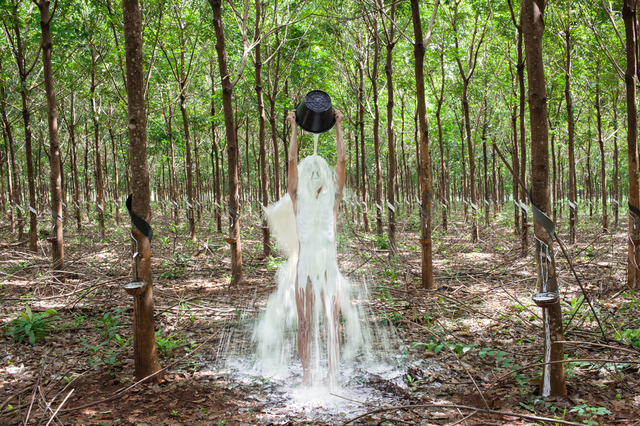 Khvay Samnang, ‘L’Homme-caoutchouc (Rubber Man)’, 2015, Jeu de Paume