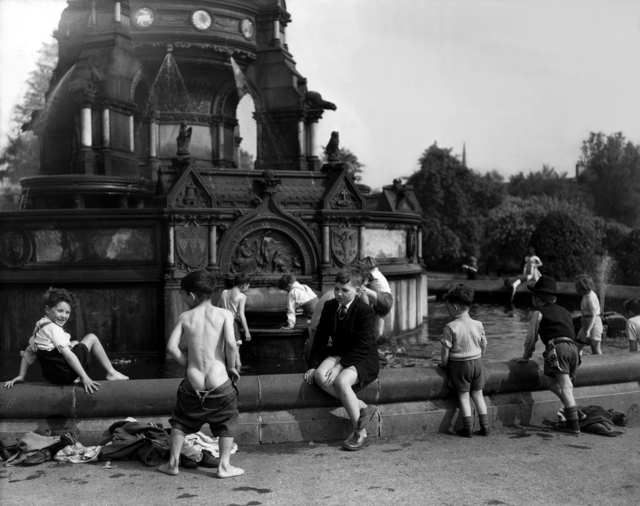 Harry Benson, ‘Glasgow Boys in Fountain’, 1956, Holden Luntz Gallery