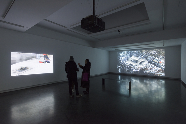 "Mark Lewis: Above and Below" © Martin Argyroglo - LE BAL "Mark Lewis: Above and Below" © Martin Argyroglo - LE BAL