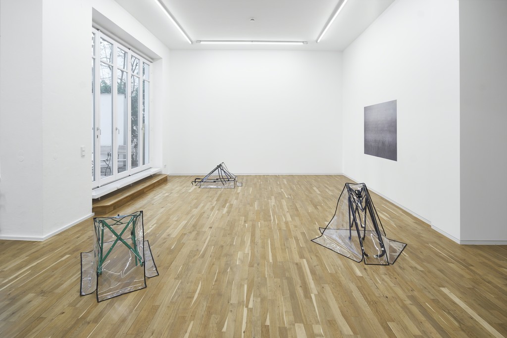 Exhibition view, Arbeiten Gehen: Eine Ausstellung der Galerie BRD, Jahn und Jahn, 2017 Exhibition view, Arbeiten Gehen: Eine Ausstellung der Galerie BRD, Jahn und Jahn, 2017