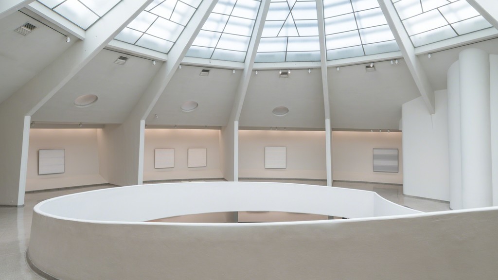 Installation View: Agnes Martin, Solomon R. Guggenheim Museum, New York, October 7, 2016– January 11, 2017. Photo: David Heald Installation View: Agnes Martin, Solomon R. Guggenheim Museum, New York, October 7, 2016– January 11, 2017. Photo: David Heald