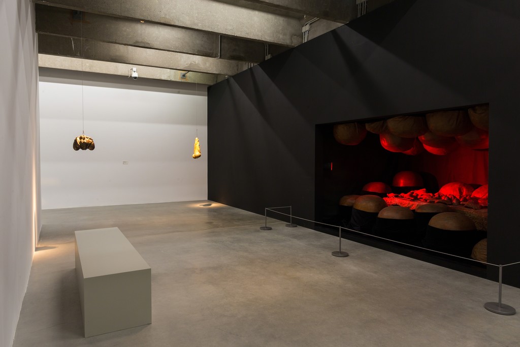 "Louise Bourgeois. Structures of Existence: The Cells" (2015) Photo: Egor Slizyak © Garage Museum of Contemporary Art
"Louise Bourgeois. Structures of Existence: The Cells" (2015) Photo: Egor Slizyak © Garage Museum of Contemporary Art