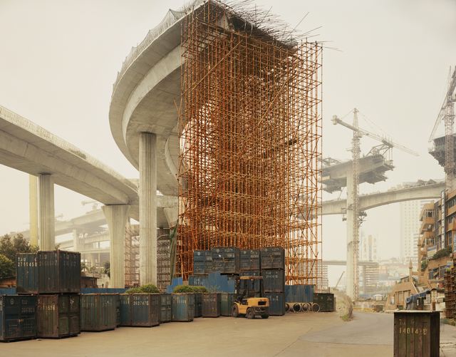 Nadav Kander, ‘Chongqing I, Chongqing Municipality’, 2006, Photography, Chromogenic Colour Print, Flowers