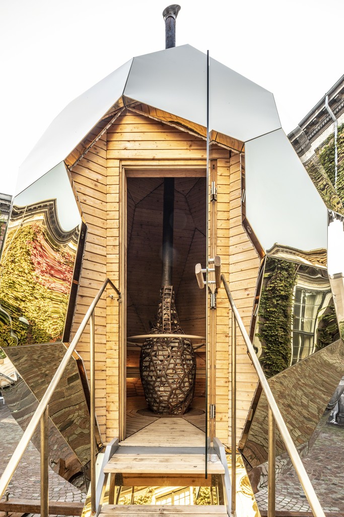 'Solar Egg' by Bigert & Bergström for Riksbyggen (2017). Kunsthal Charlottenborg, Copenhagen (2018). Photo: Anders Sune Berg. 'Solar Egg' by Bigert & Bergström for Riksbyggen (2017). Kunsthal Charlottenborg, Copenhagen (2018). Photo: Anders Sune Berg.
