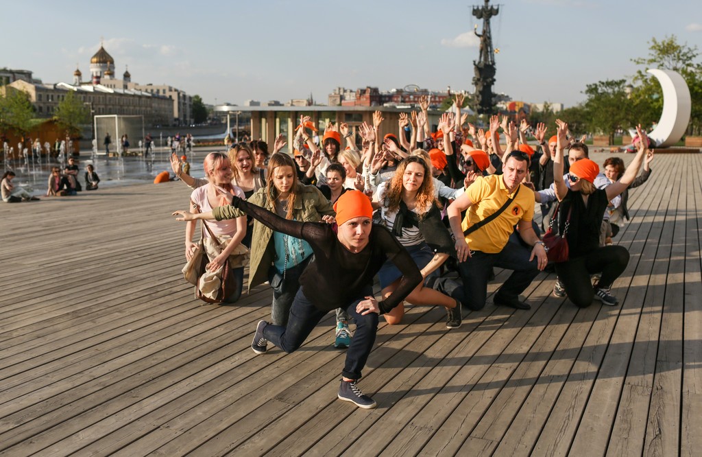 Do it, 2014. photos: Nikolay Zverkov © Garage Museum of Contemporary Art Do it, 2014. photos: Nikolay Zverkov © Garage Museum of Contemporary Art