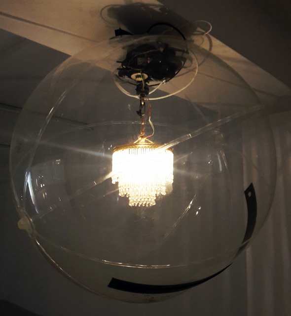 Vivien Roubaud, ‘Gonflable, contrepoids, transmission scooter électrique, lustres à pampilles, collecteur tournant, chaîne de moto, vingt-quatre volts,’, 2015, In Situ - Fabienne Leclerc