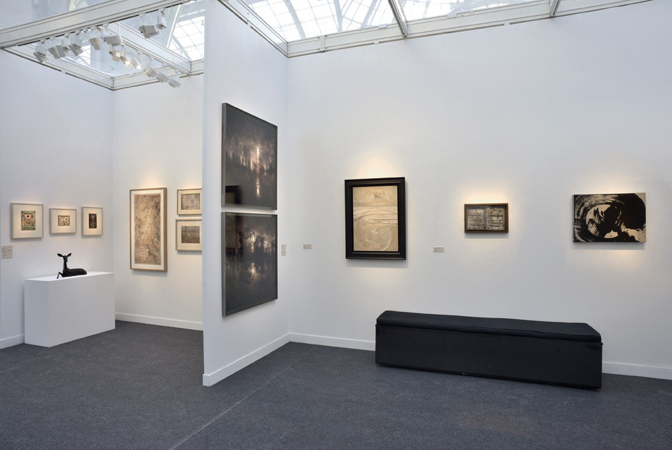 Installation view of Booth E34 © JL Losi Installation view of Booth E34 © JL Losi