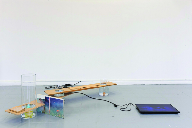 Julien Creuzet, ‘Serpent, paravent, j’ai marché en zigzag pour faire le tour de la frontière pour voir le Phoenicopterus roseus (...)’, 2016, Dohyang Lee