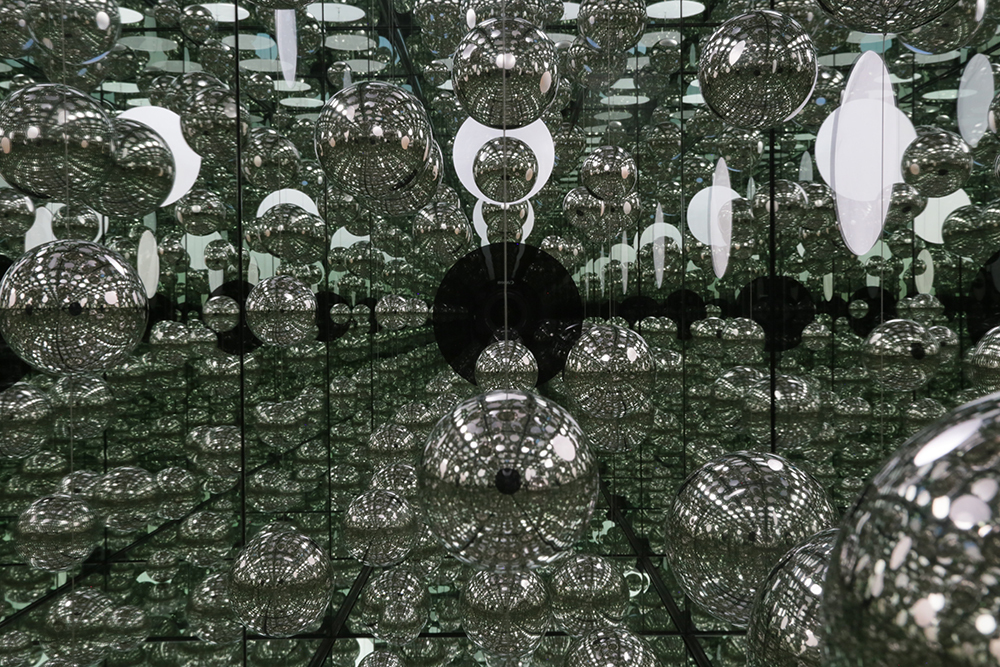 © Yayoi Kusama. Courtesy of David Zwirner, New York; Ota Fine Arts, Tokyo / Singapore / Shanghai; Victoria Miro, London; YAYOI KUSAMA Inc. © Yayoi Kusama. Courtesy of David Zwirner, New York; Ota Fine Arts, Tokyo / Singapore / Shanghai; Victoria Miro, London; YAYOI KUSAMA Inc.